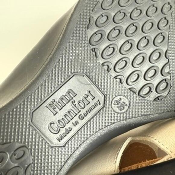 Finn Comfort Beige Wedge Sandals Size 7 Leather Orthopedic Arch Support EUC - Picture 10 of 10